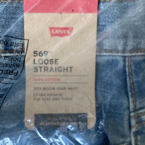 LEVI’S 569™ LOOSE STRAIGHT FIT MEN'S JEANS 40X30. “NWT IN PKG” - Picture 5 of 6